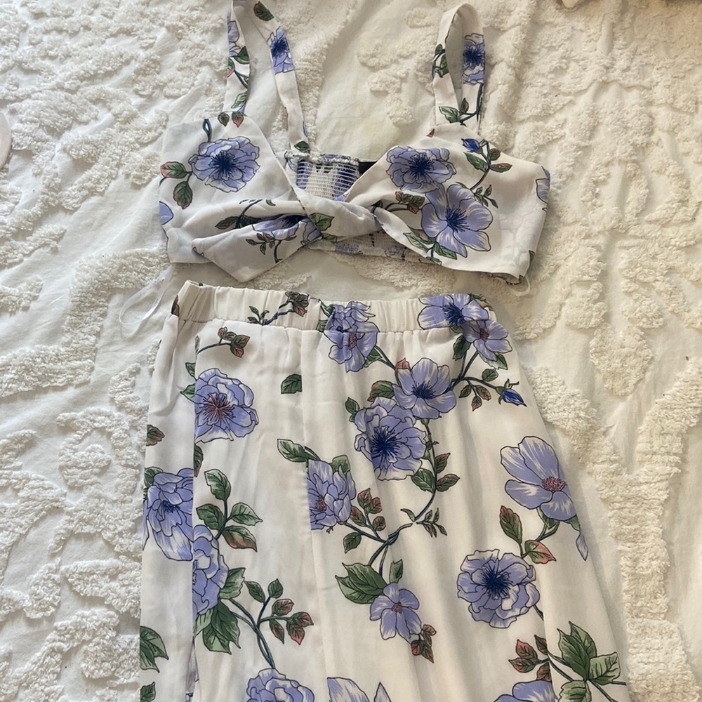 Floral crop top and skirt set